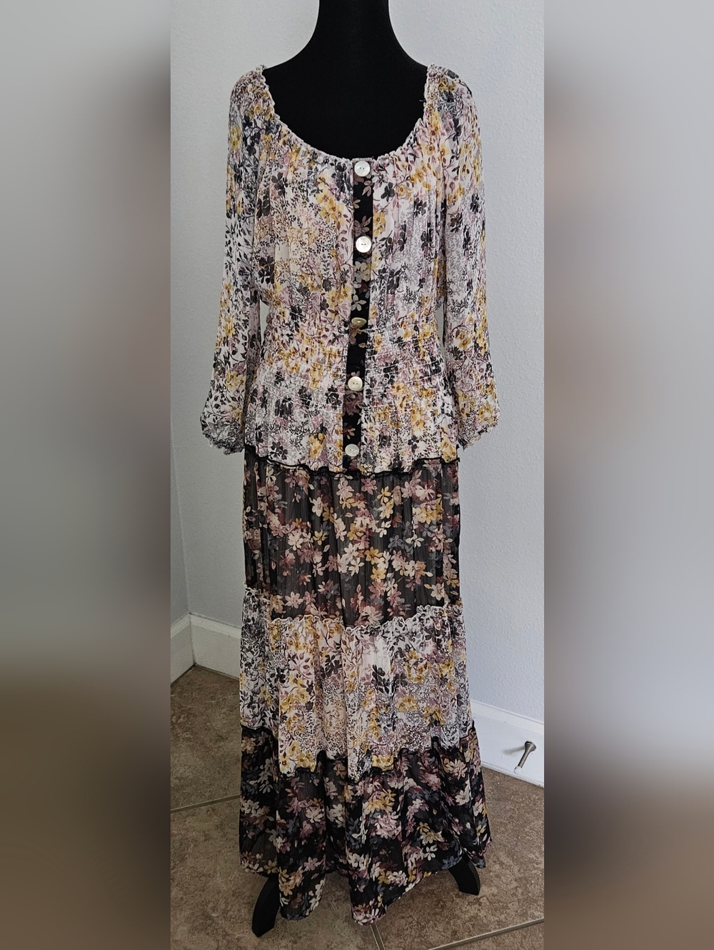 Fig & Flower Floral Maxi Dress Boho Cottagecore Button  Detail Front Size M.